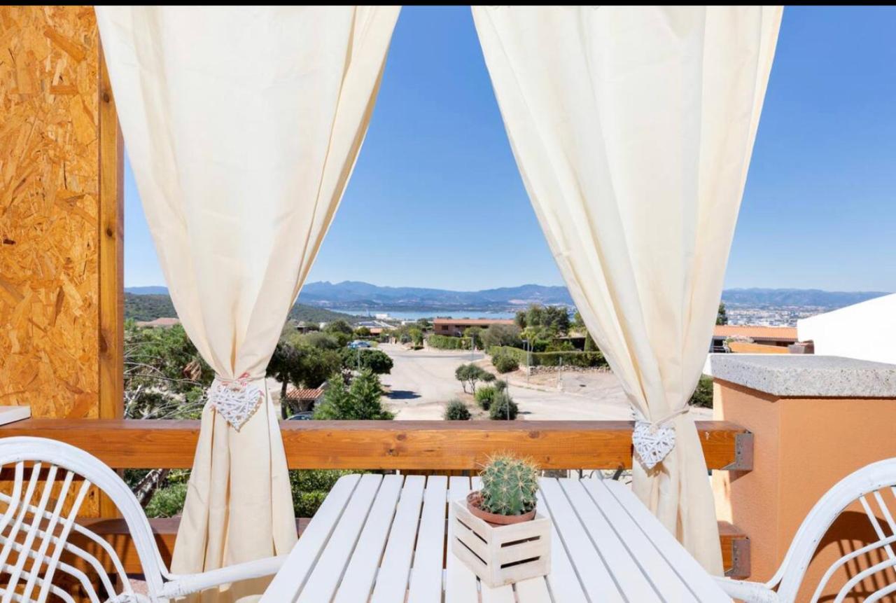 Casa Sharon Appartamento Vista Mare Ad Olbia Exterior photo