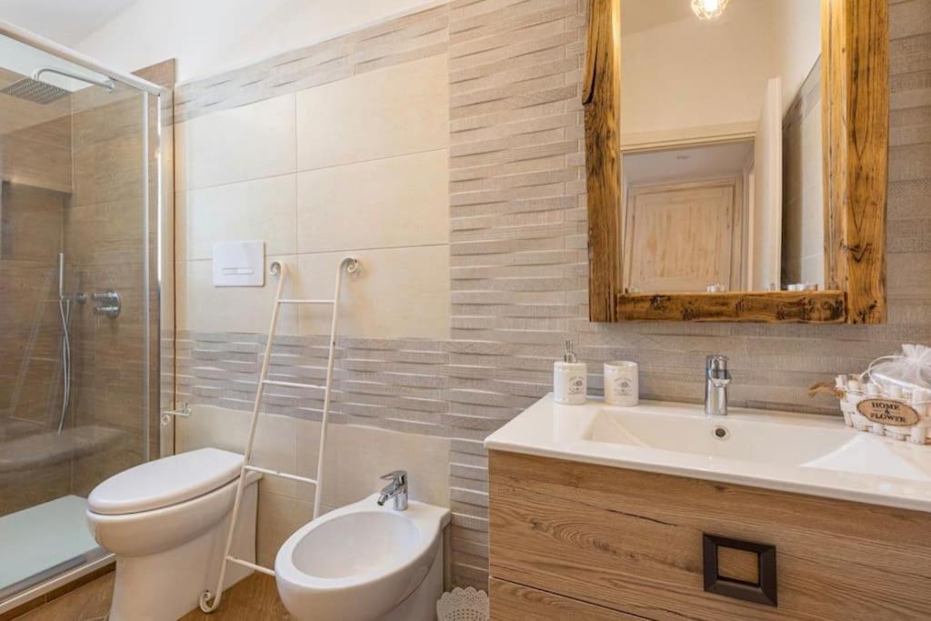 Casa Sharon Appartamento Vista Mare Ad Olbia Exterior photo